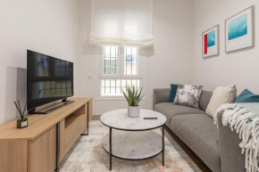 Cozy Ground-Floor Apartment for 2 in Chamberí Perfect Spot Quevedo IV